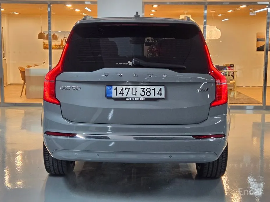 Фото 4 - Volvo XC90