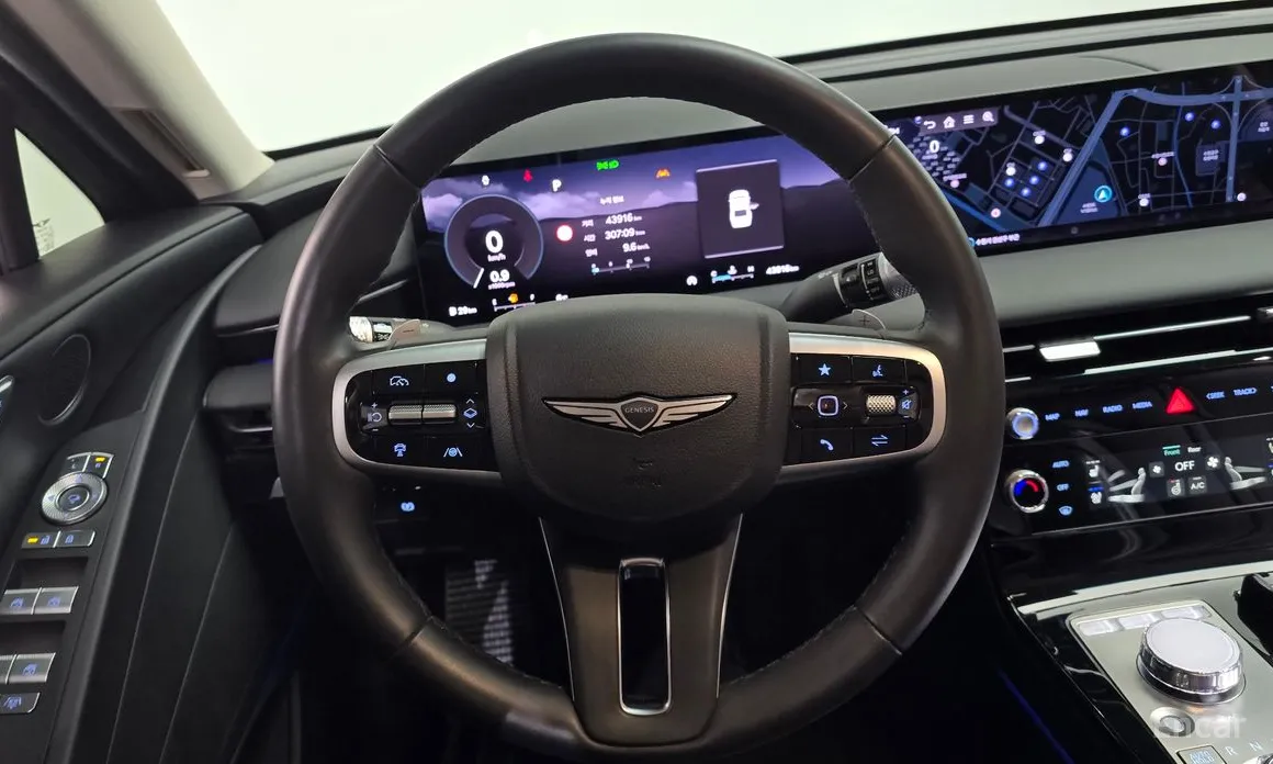 Фото 13 - Genesis G80