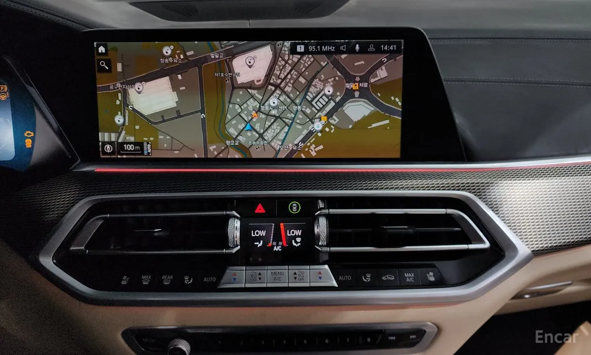 Фото 14 - BMW X5