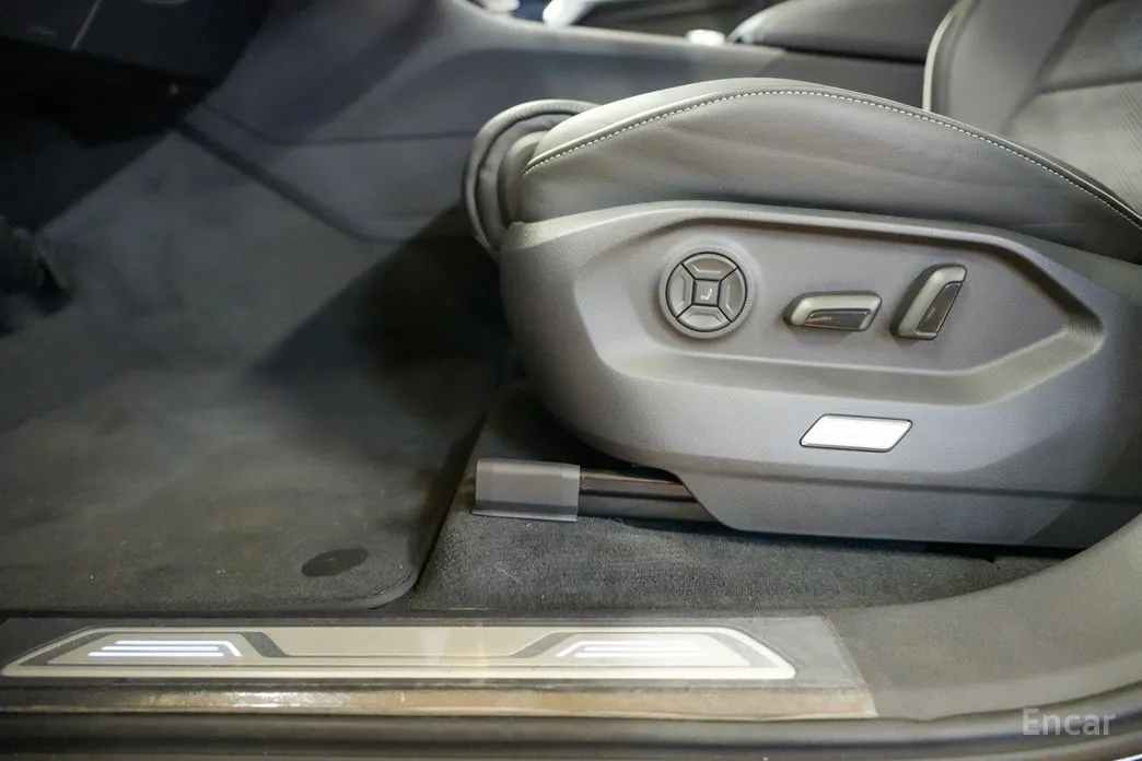 Фото 10 - Volkswagen Touareg