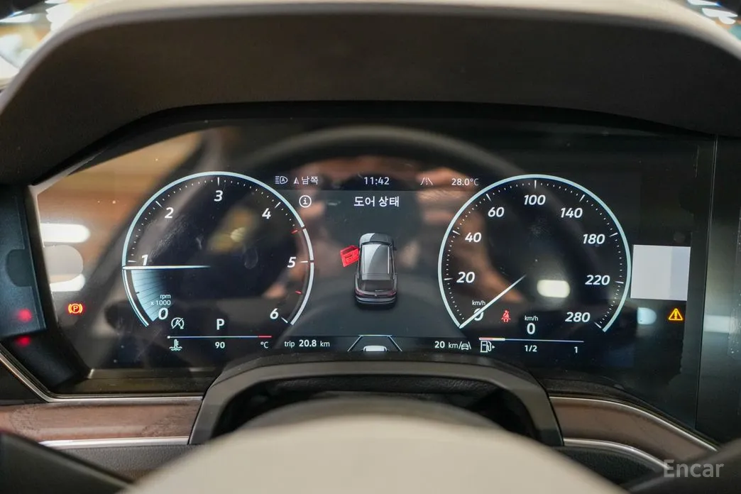 Фото 3 - Volkswagen Touareg