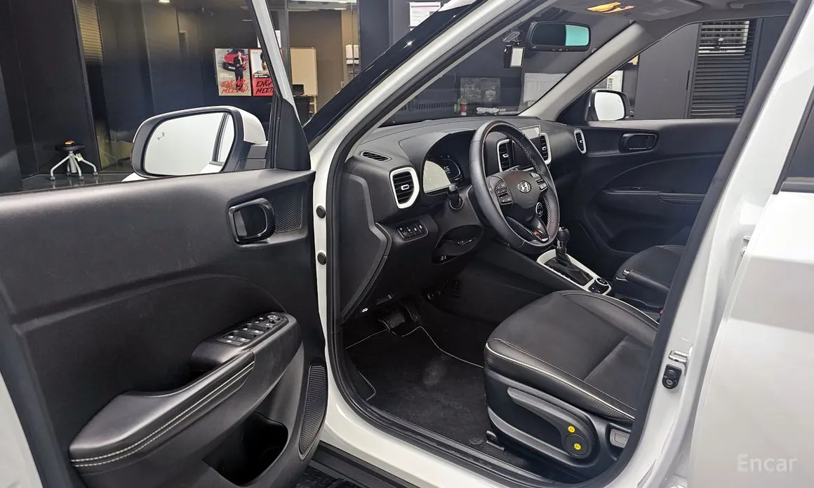 Фото 11 - Hyundai Venue