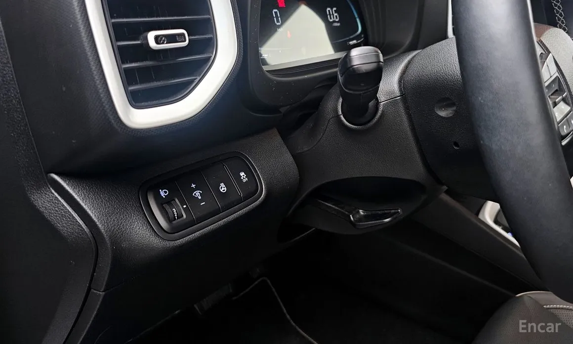 Фото 17 - Hyundai Venue