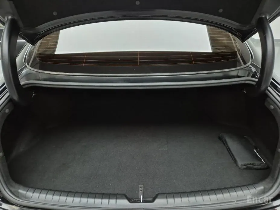 Фото 16 - Hyundai Sonata