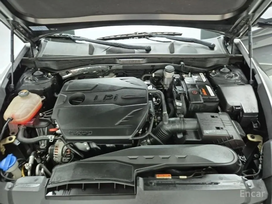 Фото 17 - Hyundai Sonata