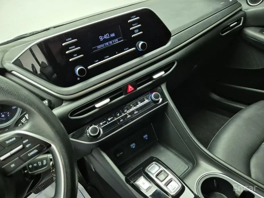 Фото 9 - Hyundai Sonata