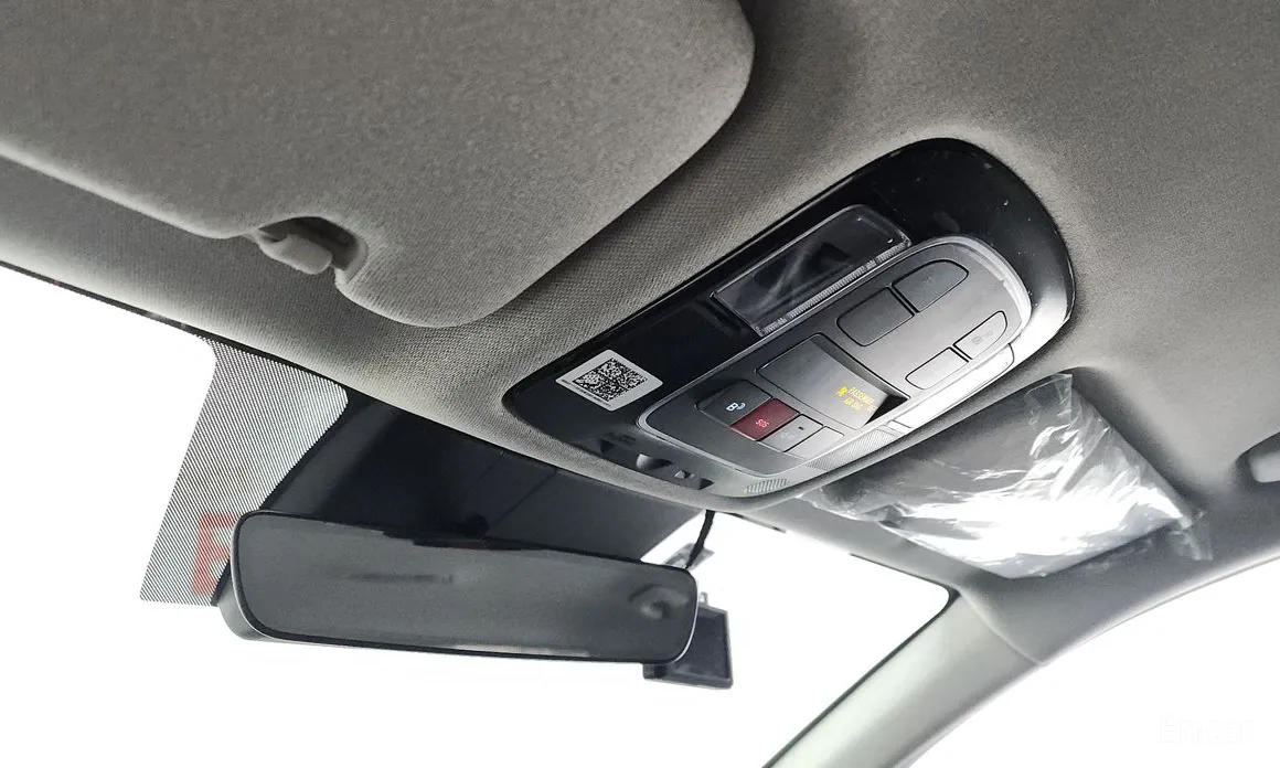 Фото 17 - Hyundai Sonata