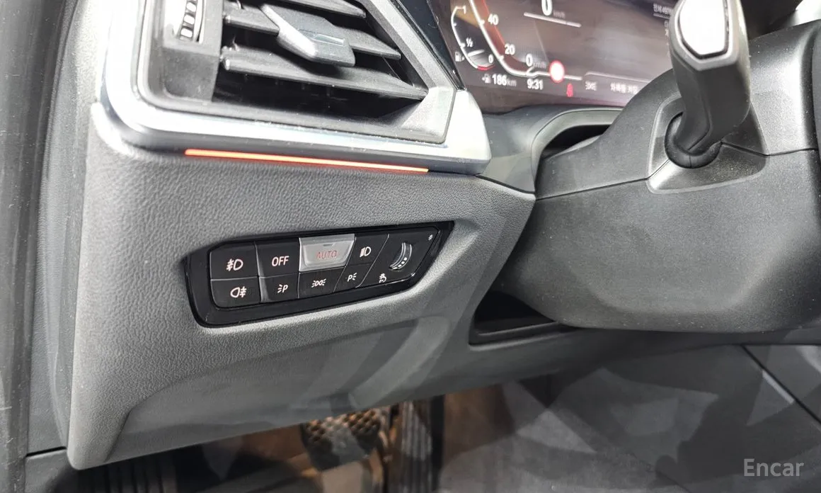 Фото 18 - BMW 3 Series