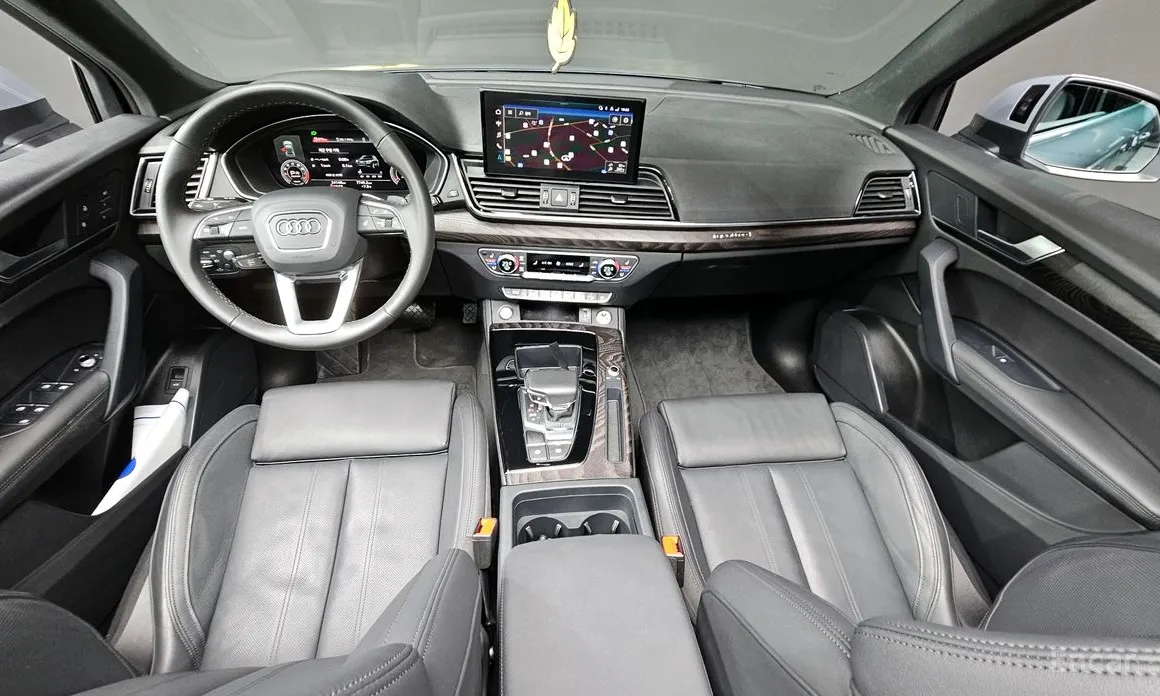 Фото 7 - Audi Q5