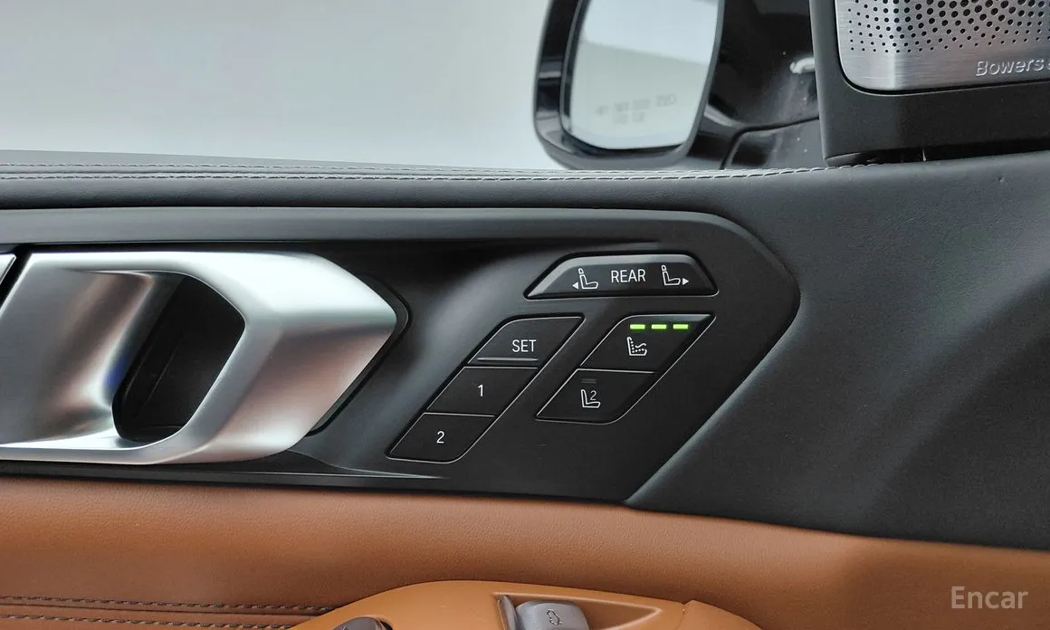 Фото 20 - BMW X7