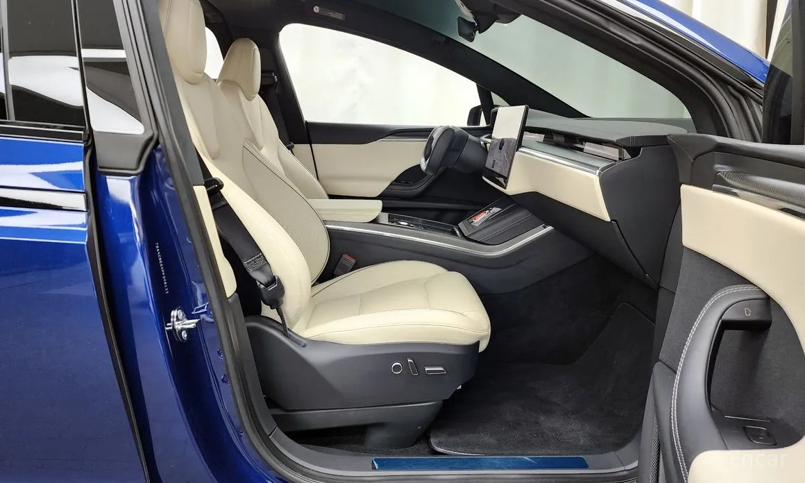 Фото 11 - Tesla Model X