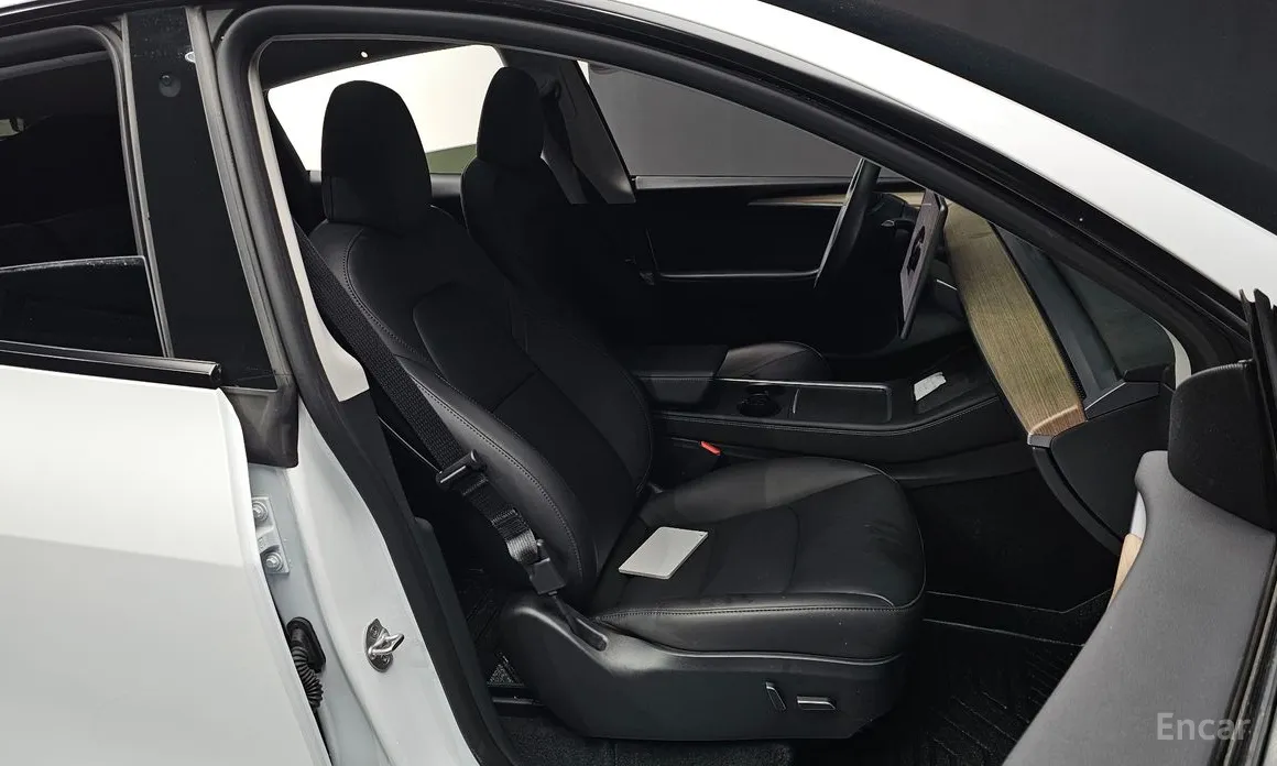 Фото 10 - Tesla Model Y