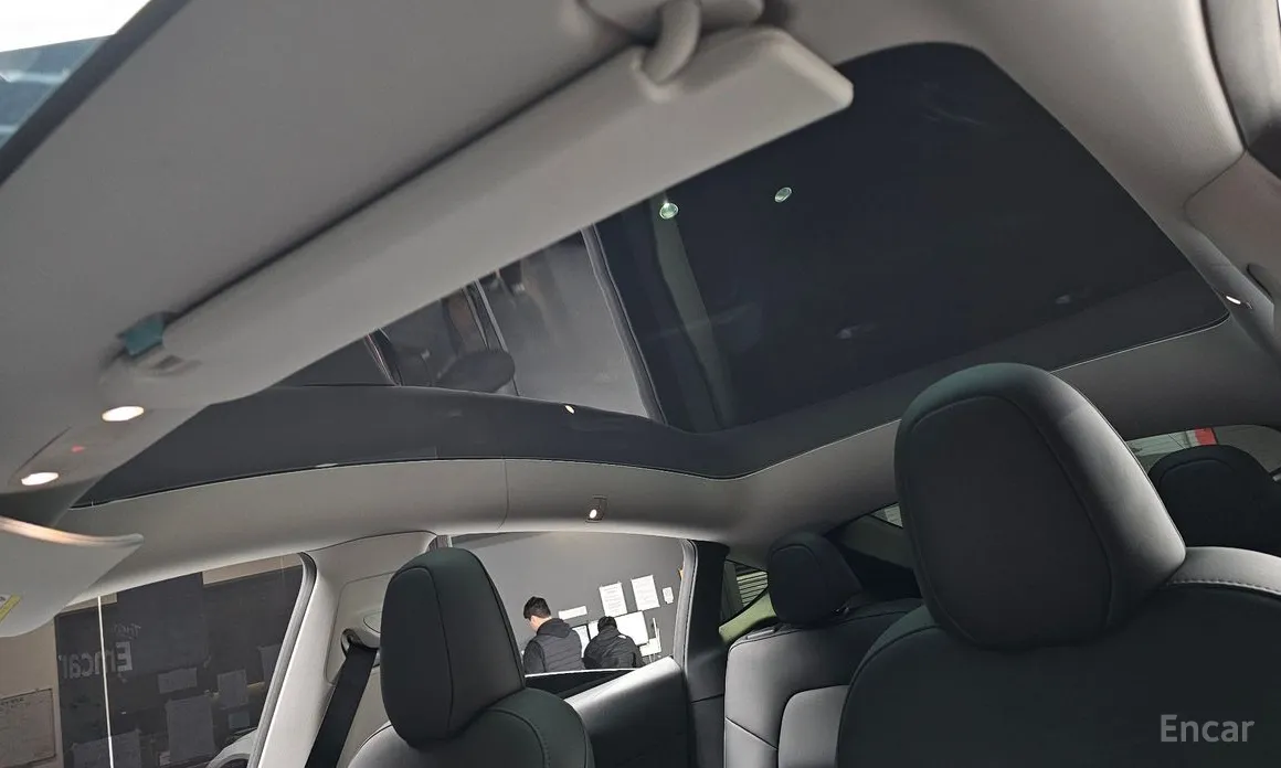 Фото 19 - Tesla Model Y