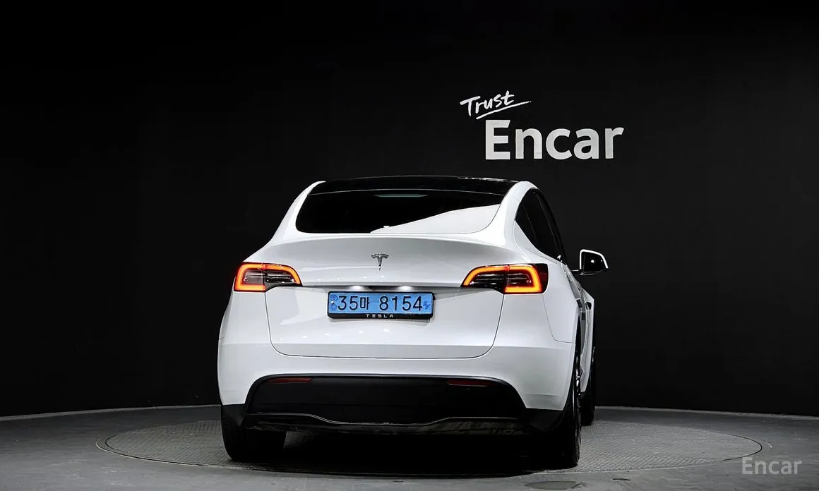 Фото 4 - Tesla Model Y