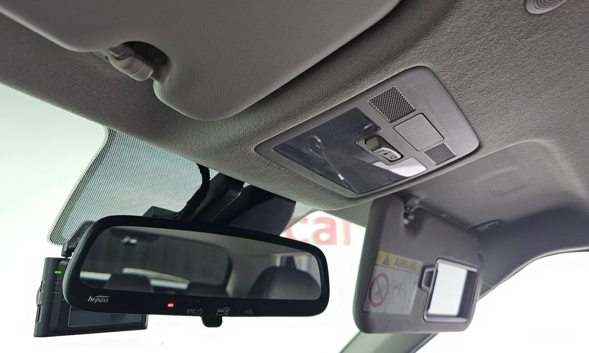 Фото 18 - Hyundai Venue