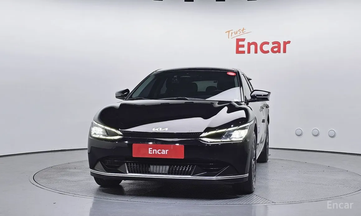 Фото 3 - Kia EV6