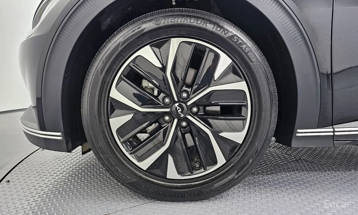 Фото 5 - Kia EV6