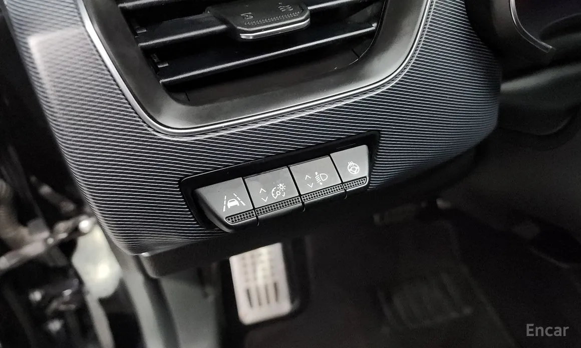 Фото 17 - Renault XM3