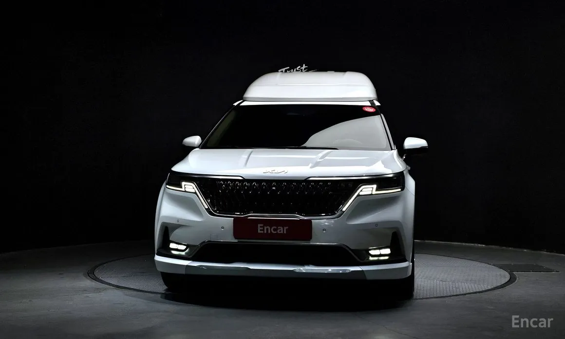 Фото 3 - Kia Carnival