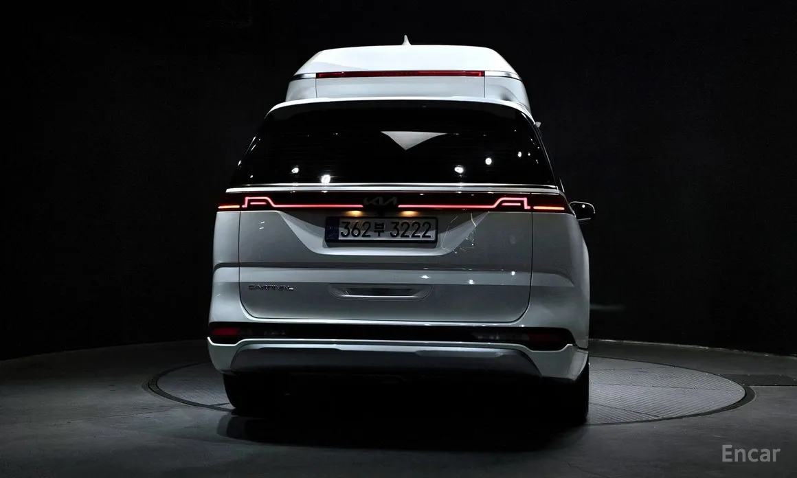 Фото 4 - Kia Carnival