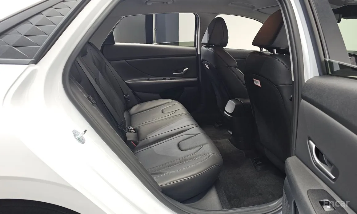 Фото 12 - Hyundai Avante