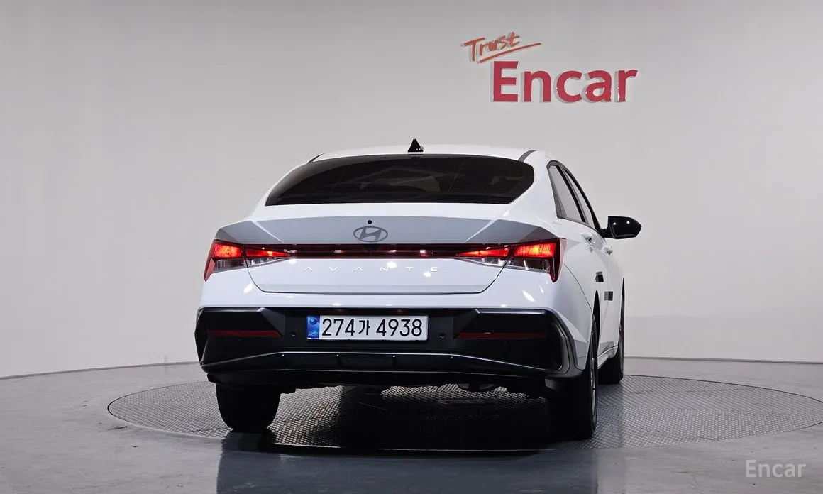 Фото 4 - Hyundai Avante