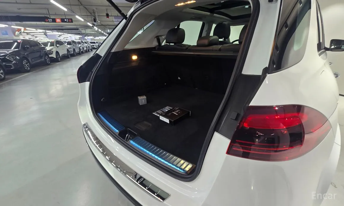 Фото 10 - Mercedes-Benz GLE-Class