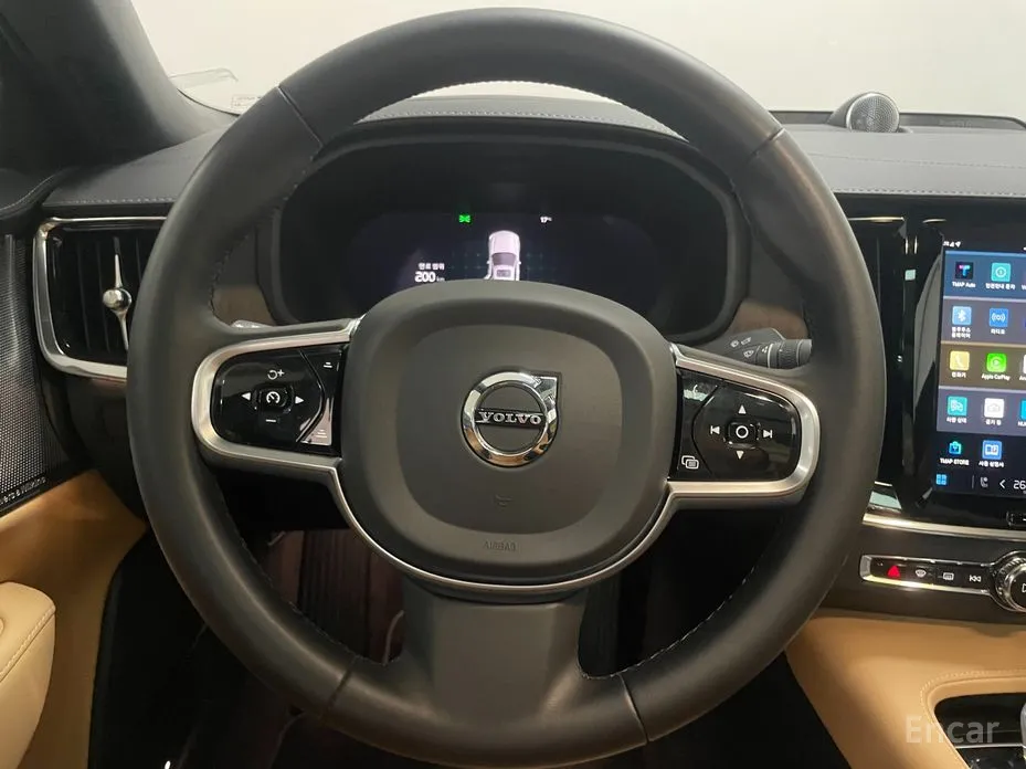 Фото 14 - Volvo S90