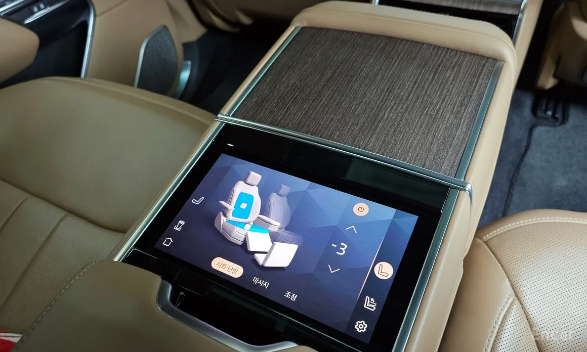 Фото 19 - Land Rover Range Rover