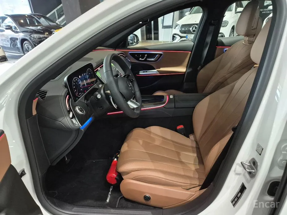 Фото 10 - Mercedes-Benz E-Class