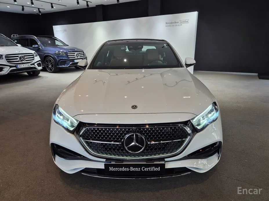 Фото 3 - Mercedes-Benz E-Class