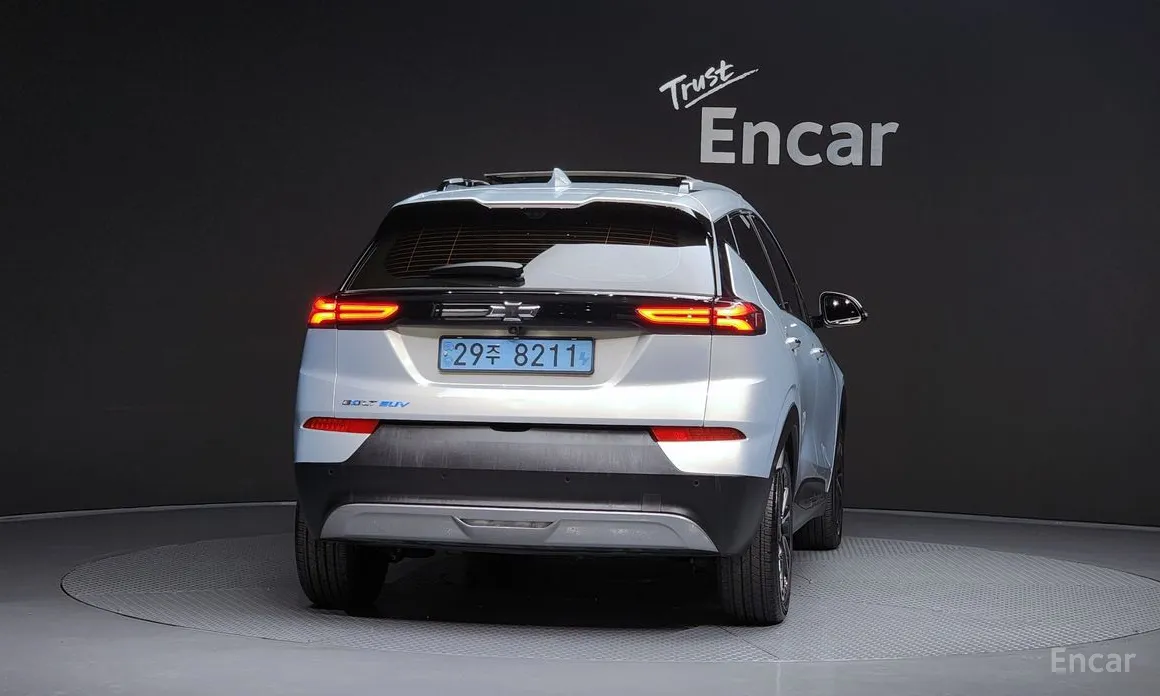 Фото 4 - Chevrolet Bolt EUV