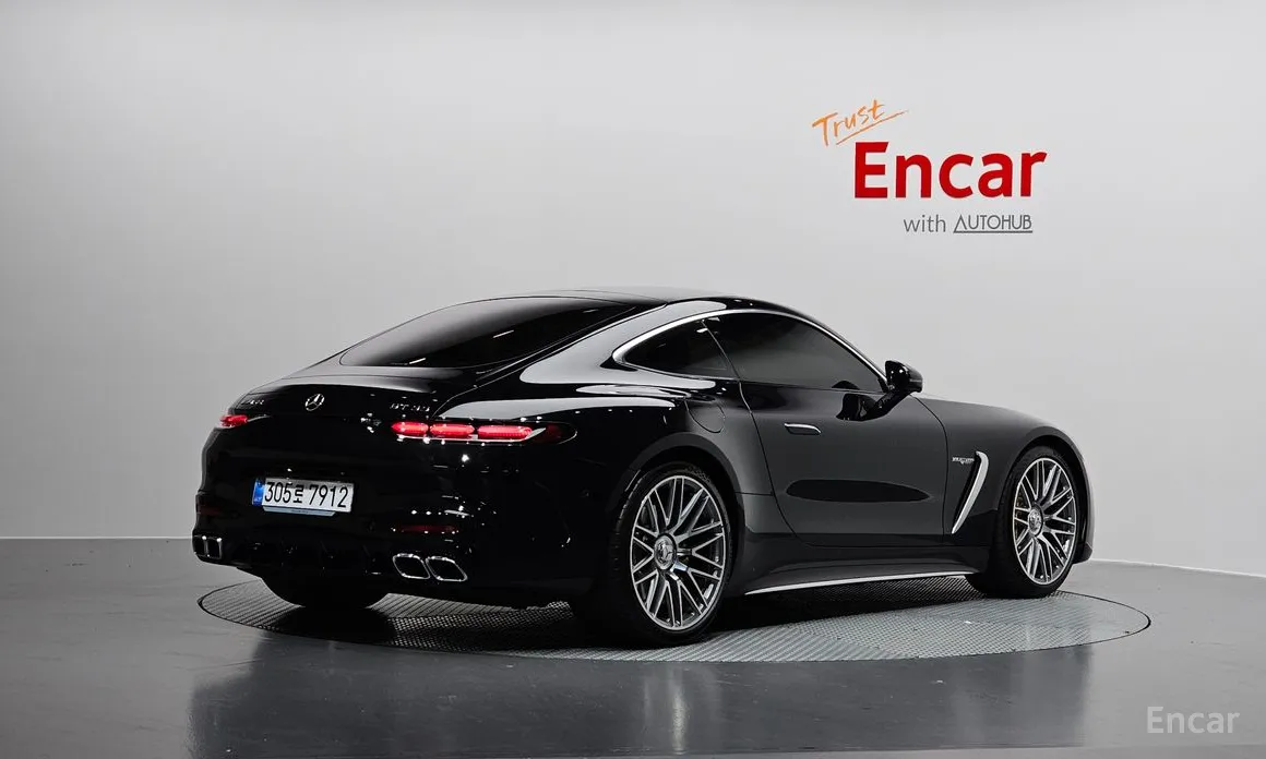 Фото 2 - Mercedes-Benz AMG GT