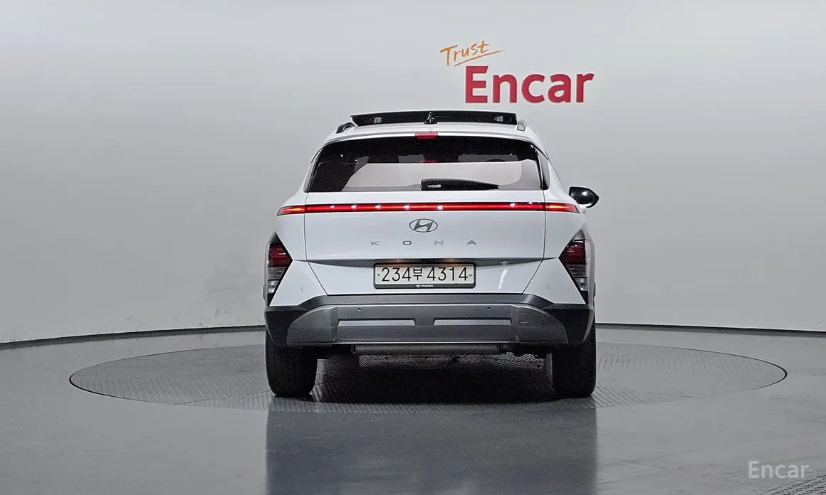 Фото 4 - Hyundai Kona