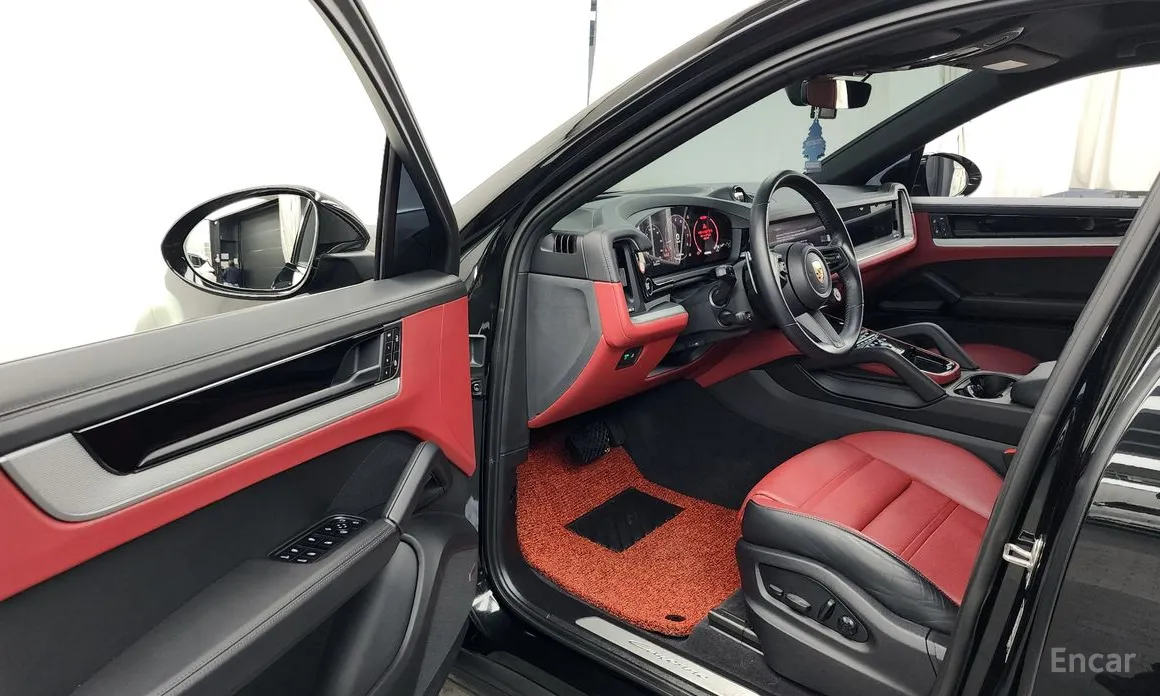 Фото 10 - Porsche Cayenne