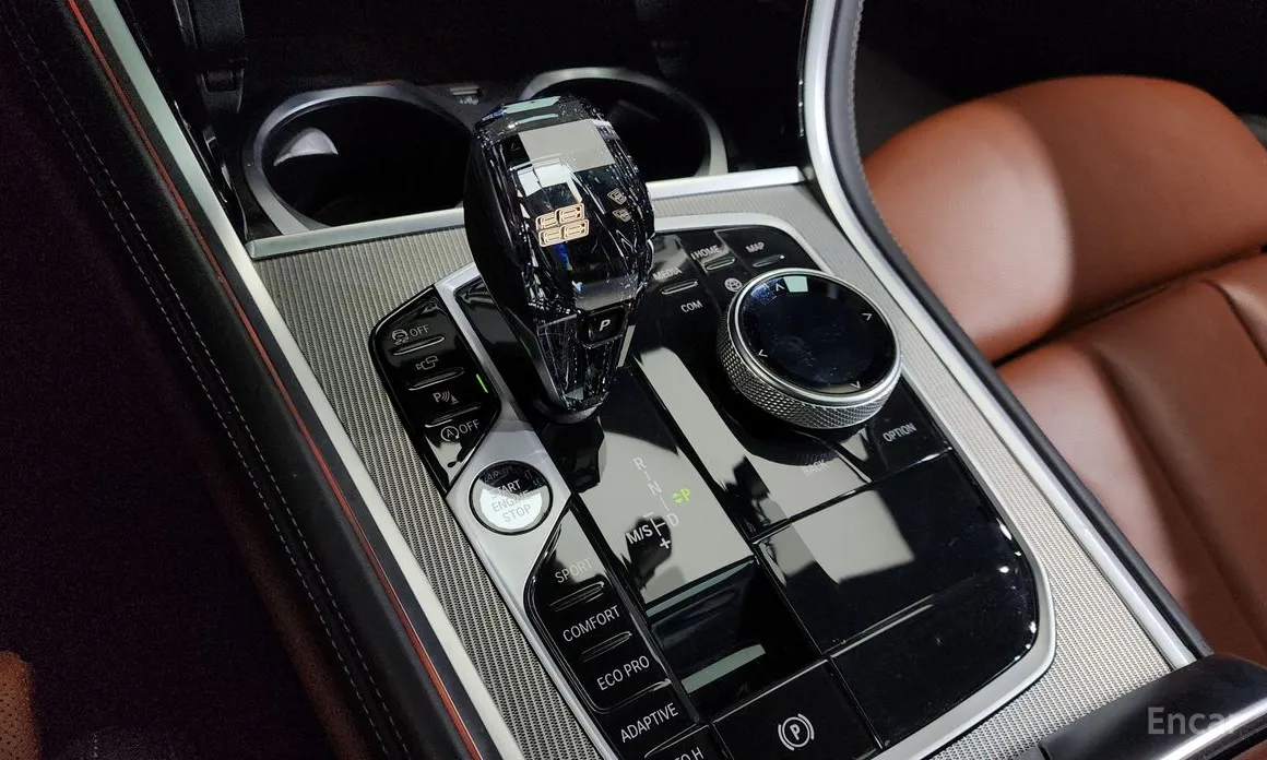 Фото 9 - BMW 8 Series