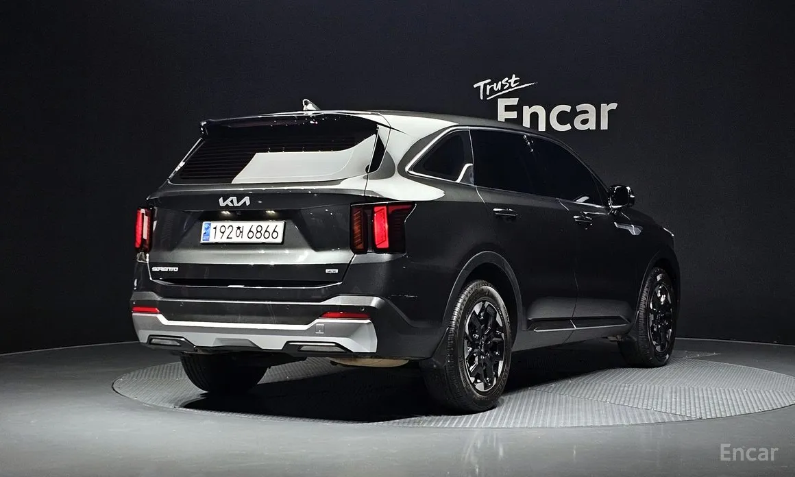 Photo 2 - Kia Sorento