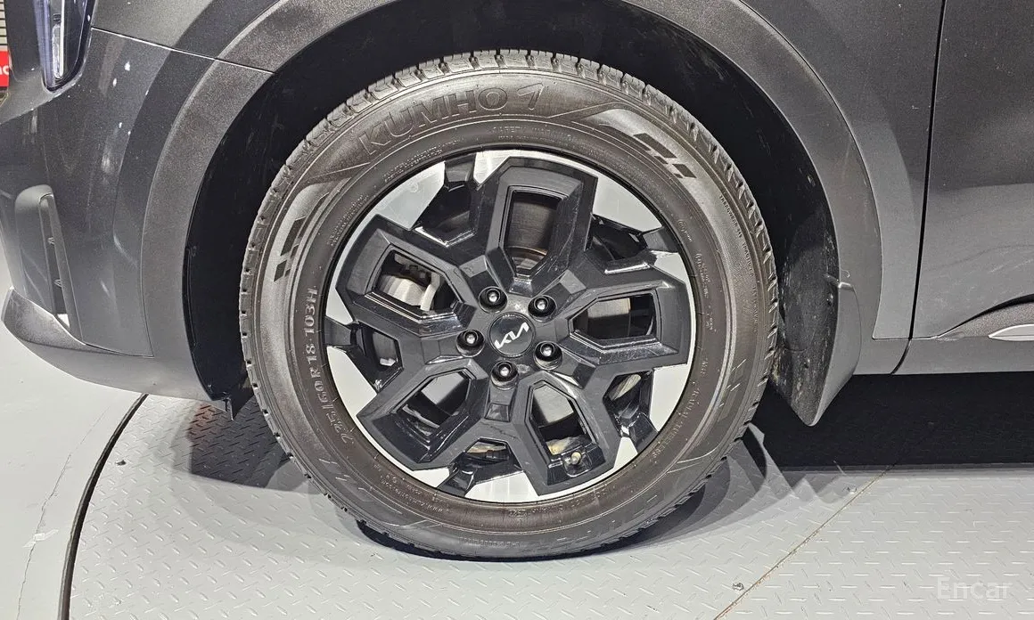 Photo 5 - Kia Sorento