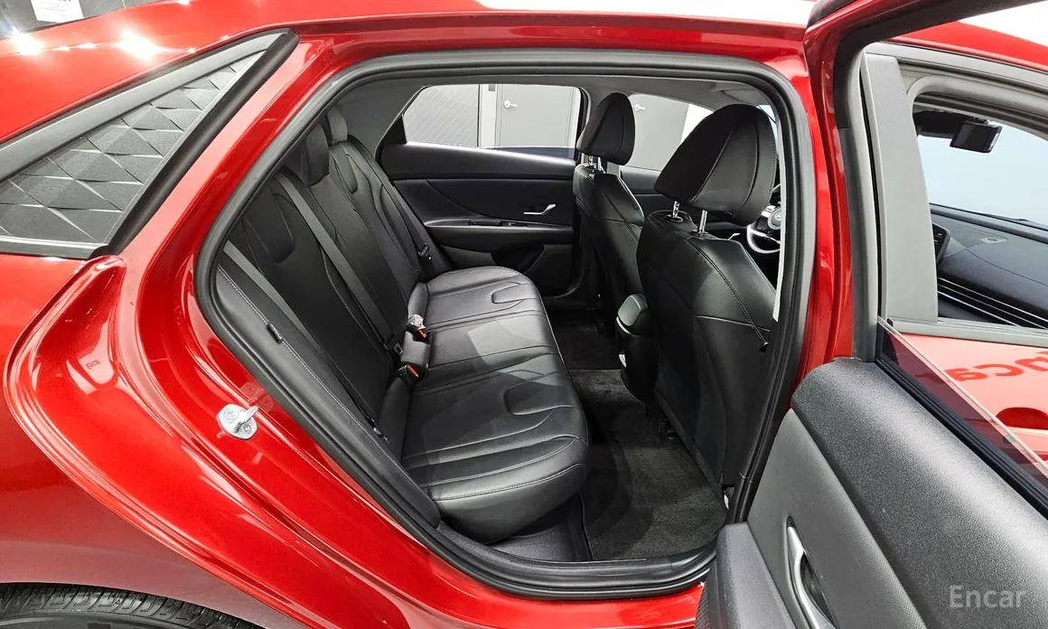 Фото 12 - Hyundai Avante