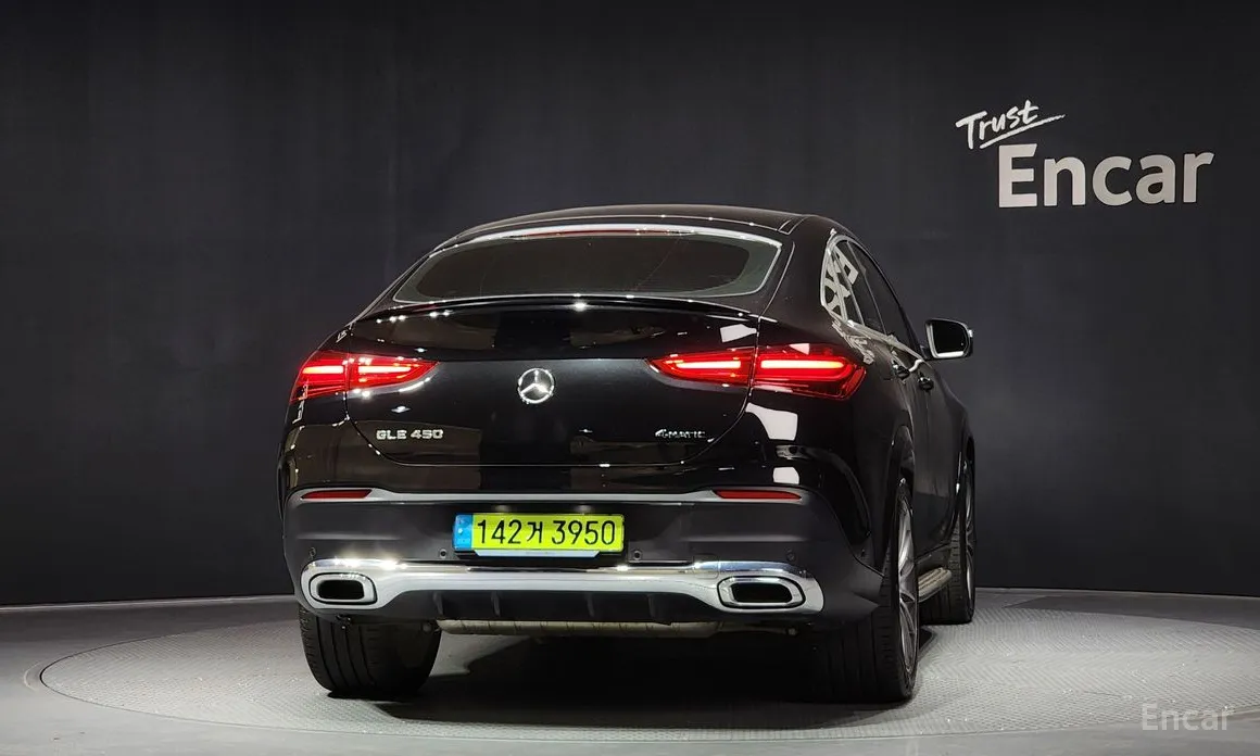 Фото 4 - Mercedes-Benz GLE-Class