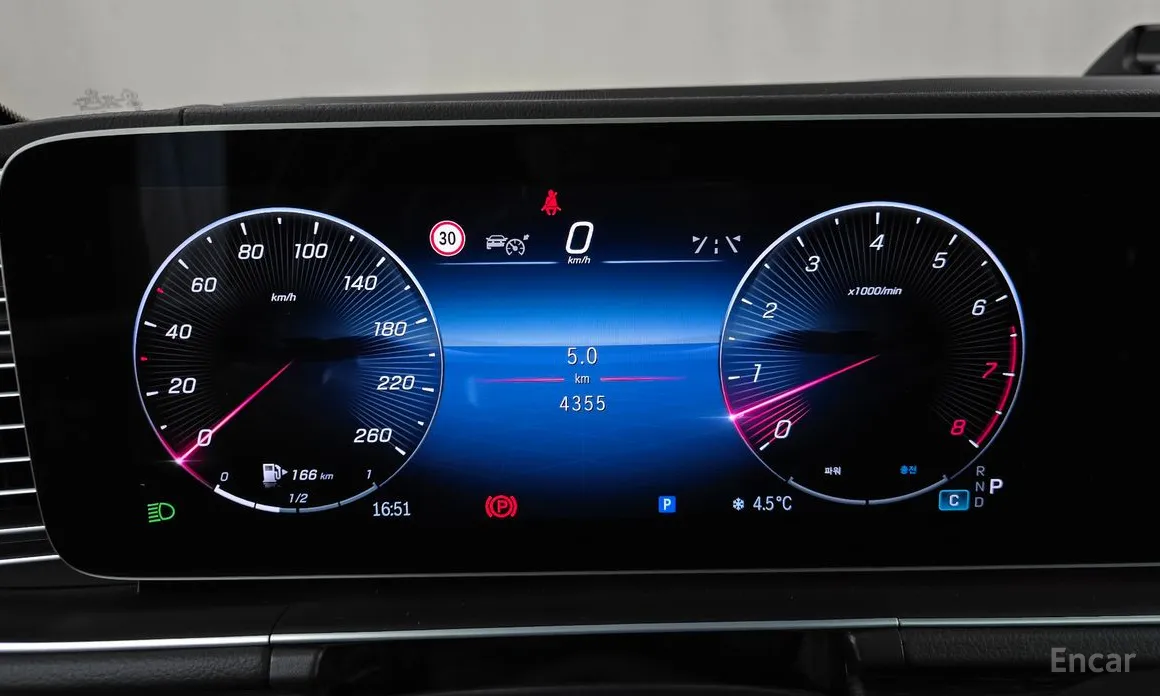 Фото 8 - Mercedes-Benz GLE-Class