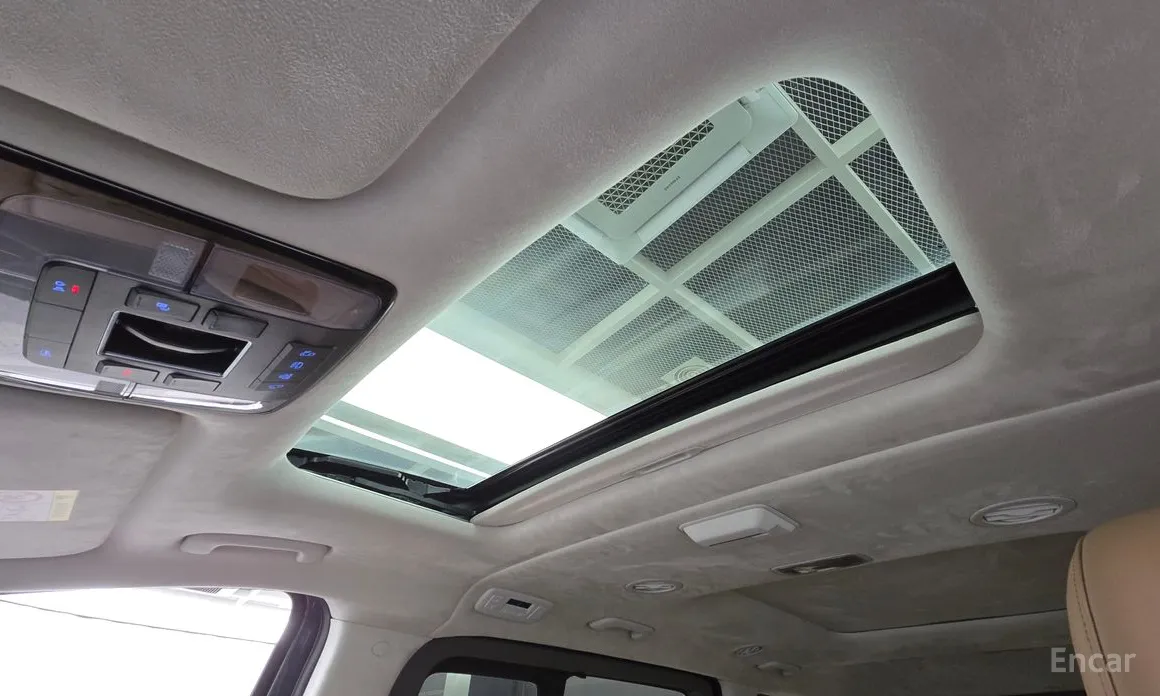 Фото 18 - Hyundai Staria