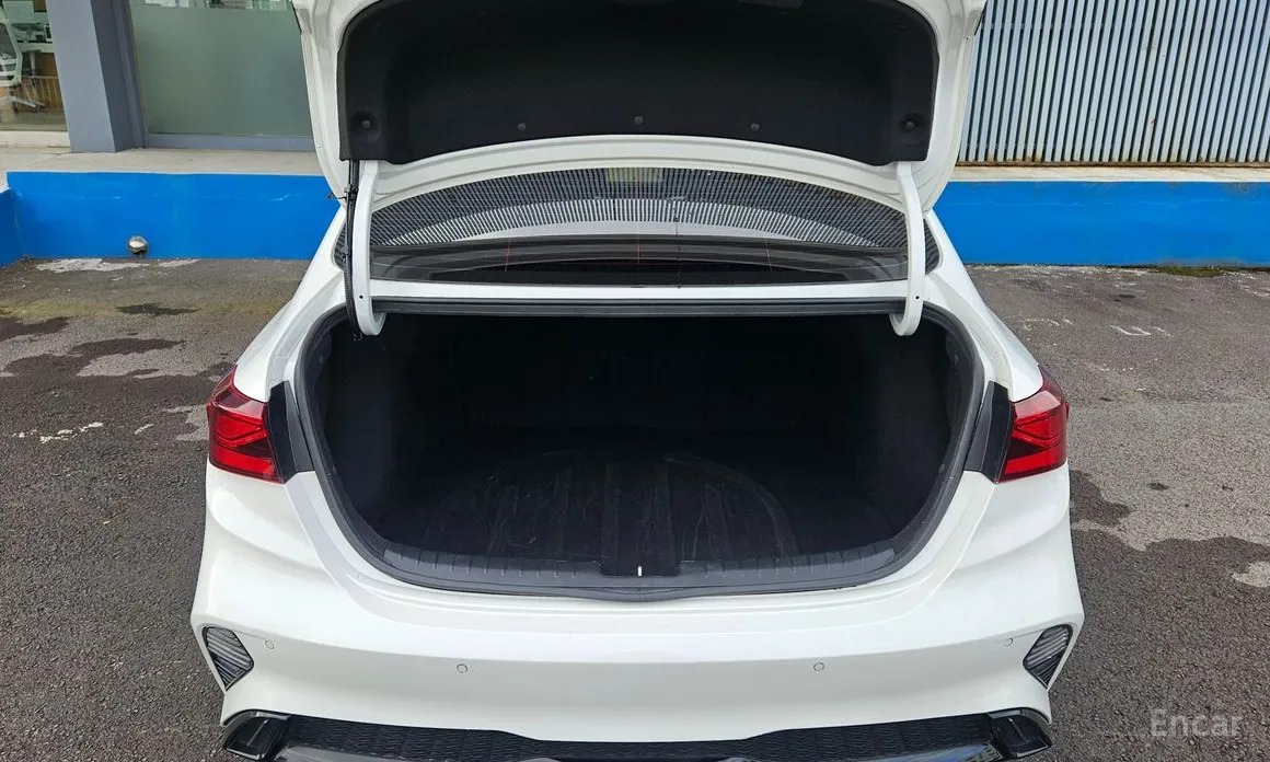 Фото 19 - Kia K3