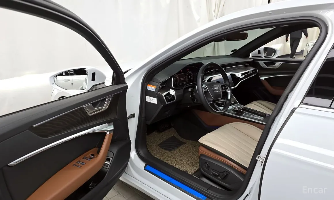 Фото 10 - Audi A6