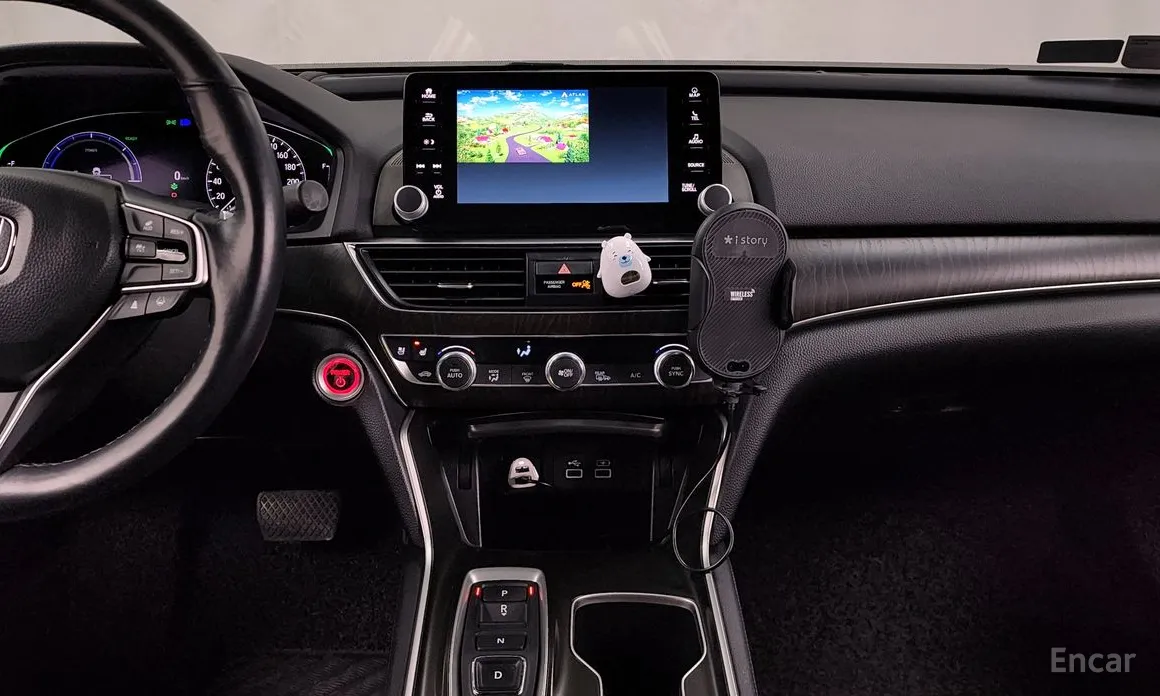 Фото 14 - Honda Accord