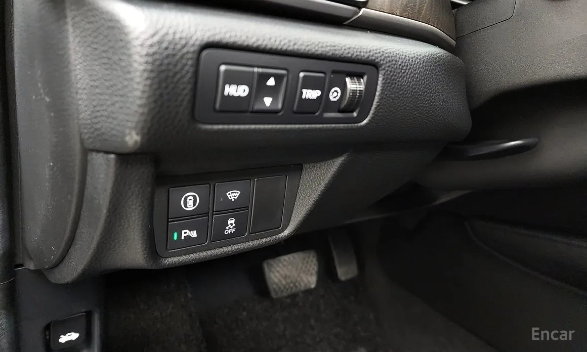 Фото 16 - Honda Accord