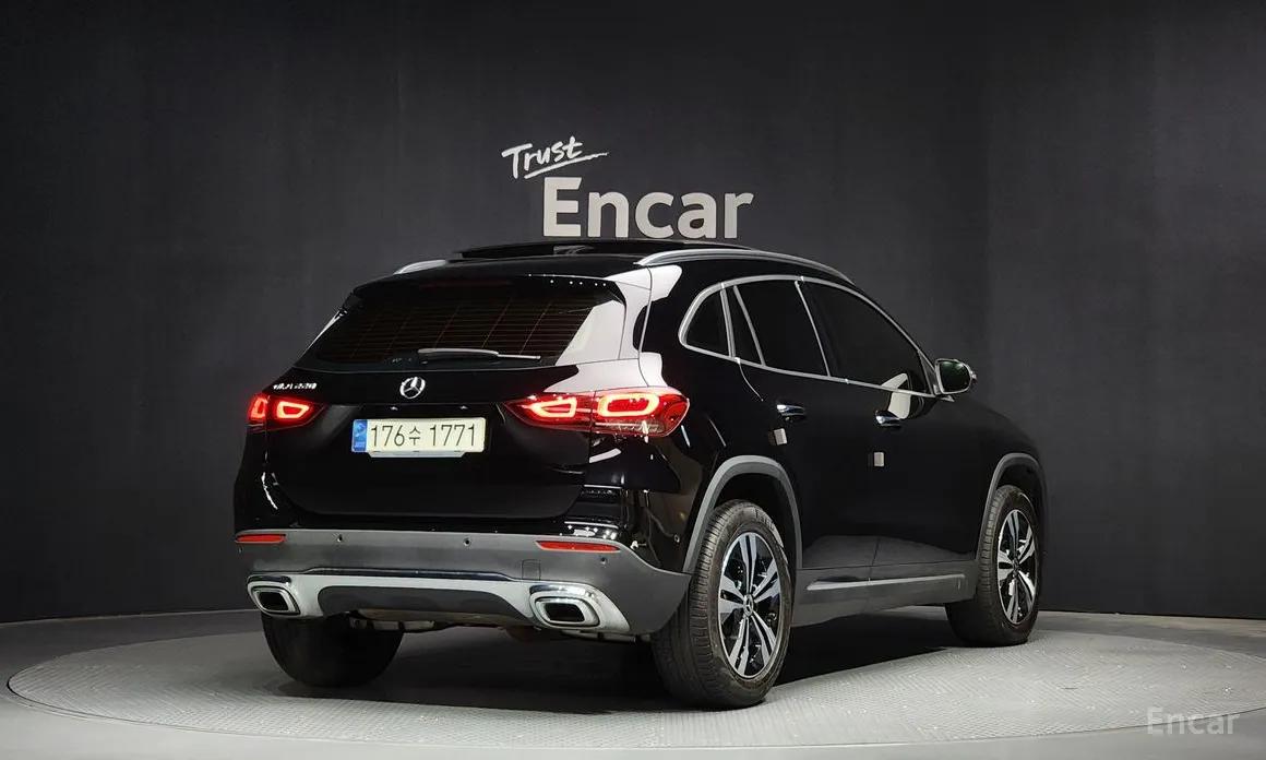 Фото 2 - Mercedes-Benz GLA-Class