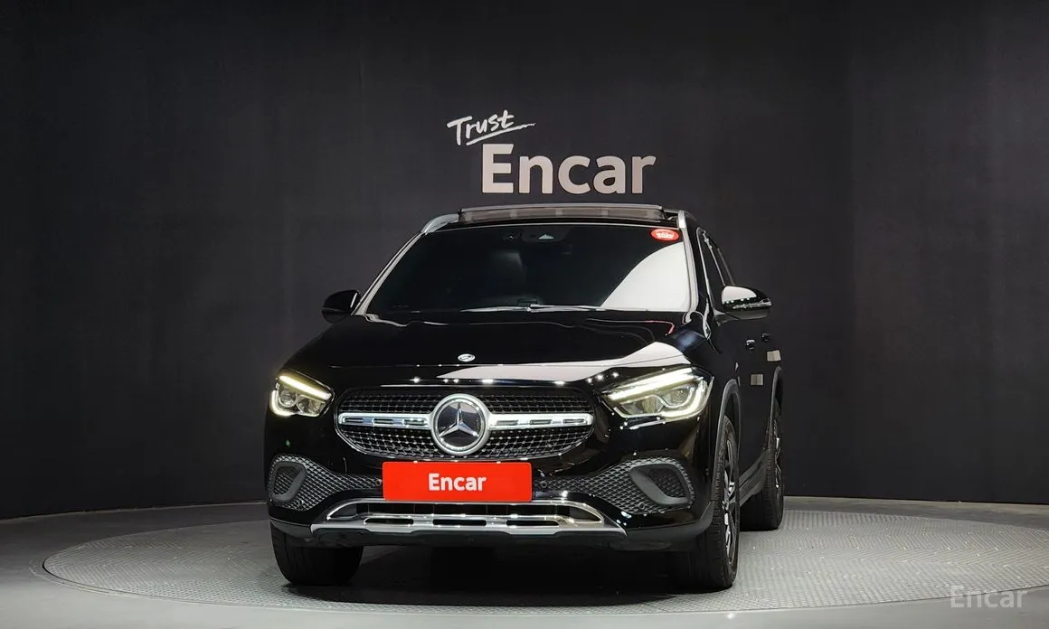 Фото 3 - Mercedes-Benz GLA-Class