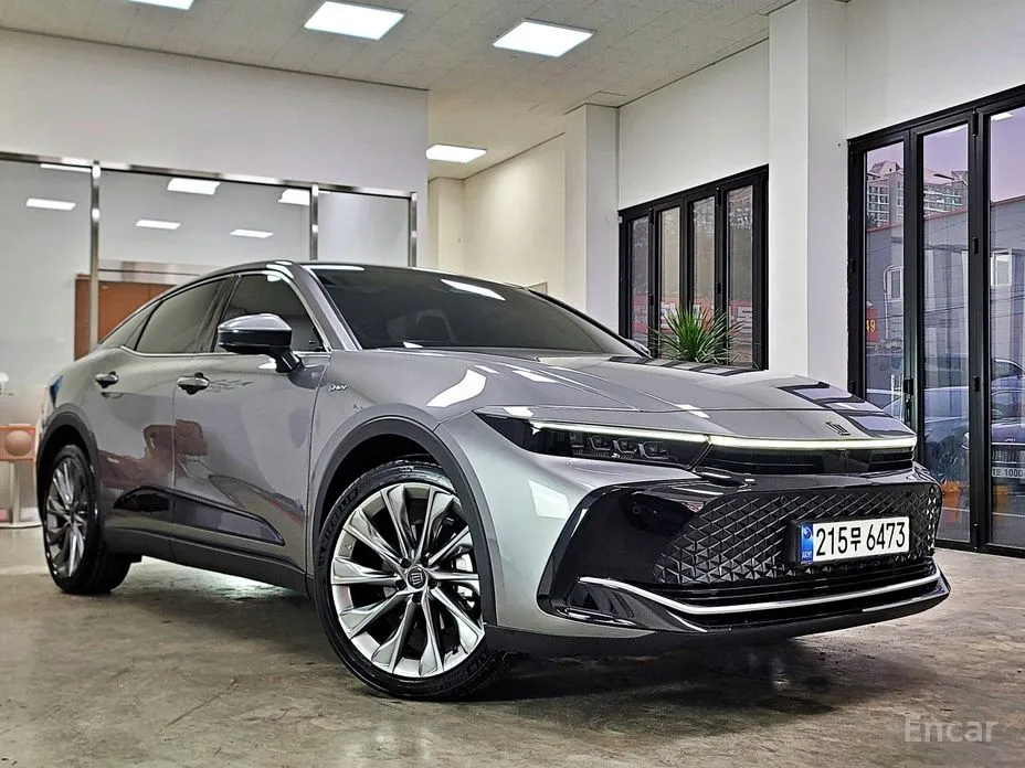 Фото 1 - Toyota Crown