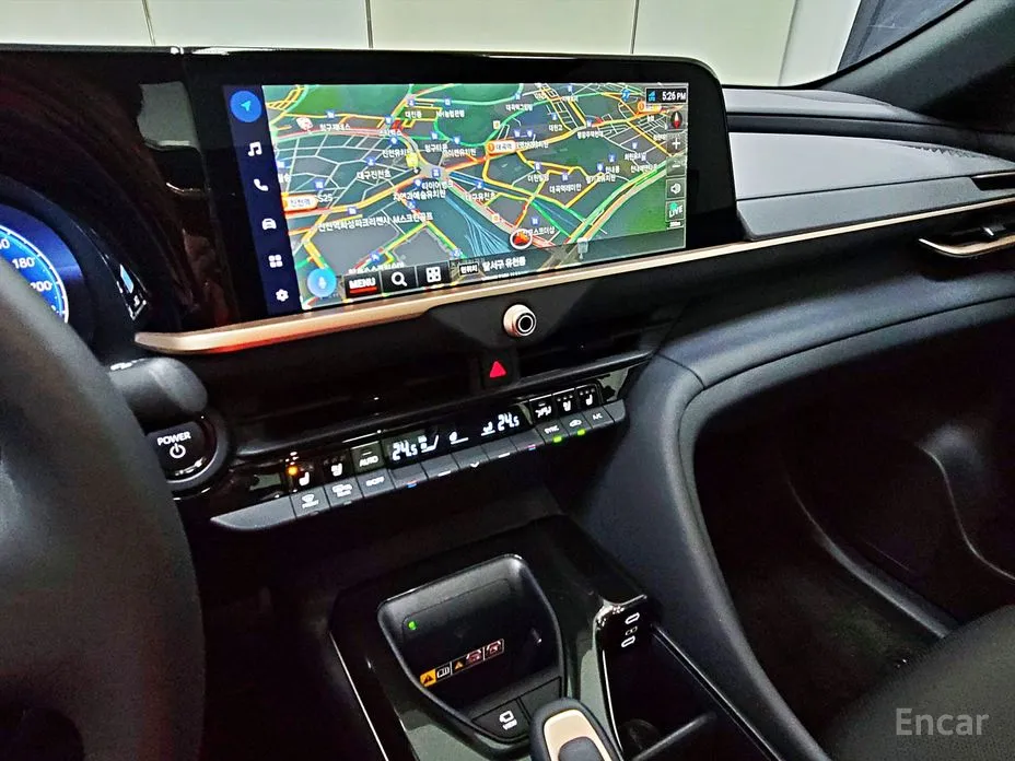 Фото 11 - Toyota Crown